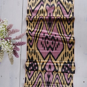 Tela Ikat por metro Motivos tradicionales orientales Patrones Ikat Diseño exótico Tejido satinado decorativo antiguo para textiles y manualidades para el hogar