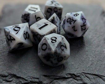 Smokey Tendrils 7 pcs Polyhedral Resin Dice Set, DND Dungeons and Dragons, Handmade Dice, D20, D6, RPG Sharp edge dice.