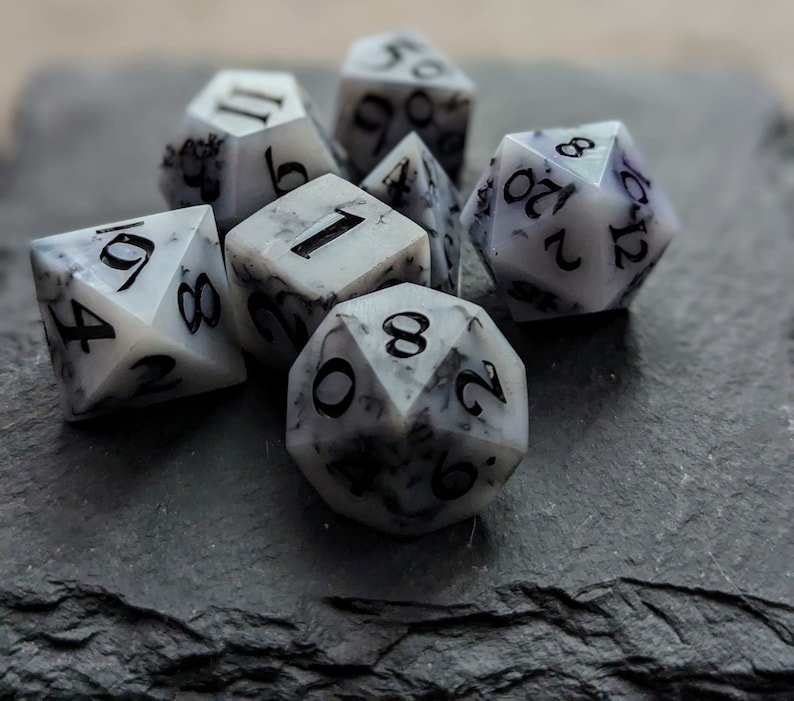 Smokey Vrilles 7 pcs Polyhedral Resin Dice Set ou 8pc Mini Dice Set DND Donjons et Dragons, Dés faits à la main, D20, D6, RPG Sharp edge dés. image 1