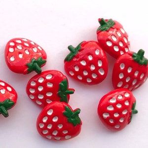 Set of 8 Strawberry Buttons Fun Novelty Childrens Babies Clothing & Accessories Cardigan Headband Hat Decoration Approx 18mm