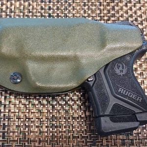 Funda Ruger LCP II Kydex calibre .22 - Colores a elegir - Ajustable, garantía de por vida - OLIVE DRAB RIGHT