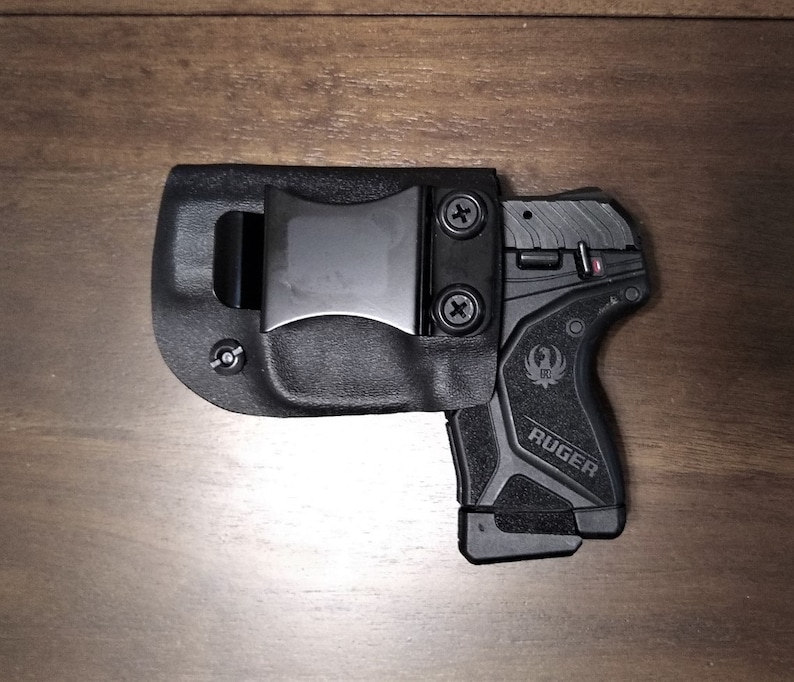 Funda Ruger LCP II Kydex calibre .22 - Colores a elegir - Ajustable, garantía de por vida - OWB RH