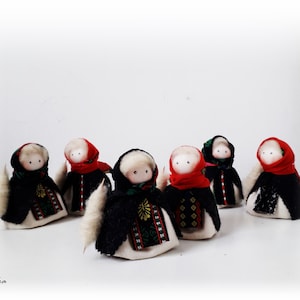5 Miniature Folk Dolls: Romanian Legend Spring Decor