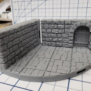 Castle Style - Round Tower Interior Walls - DragonLock - DND - RPG - Dungeon & Dragons - 28 mm / 1&quot; - Terrain - Fat Dragon Games