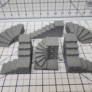 Dungeon Style - Stairs - DragonLock - DND - Pathfinder - RPG - Dungeon & Dragons - 28 mm / 1&quot; - Terrain - Fat Dragon Games