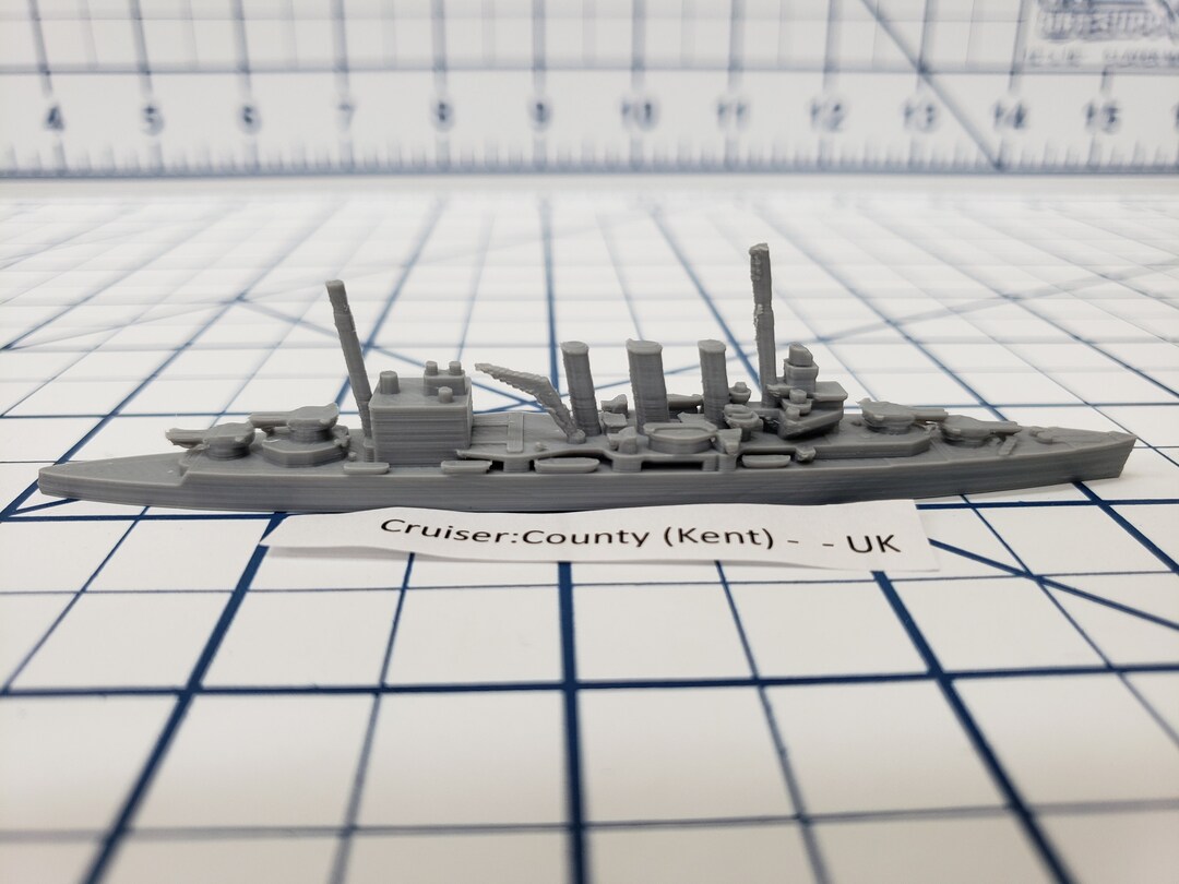 【未組立品】ＷＷ2　英国海軍 ケント級重巡洋艦 HMSサッフォーク　メタルキット イギリス海軍重巡洋艦ケントが青島文化教材社からキット化
