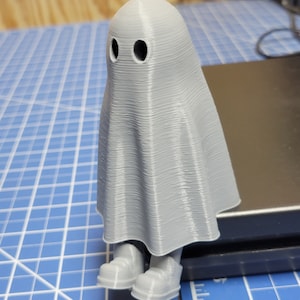 Zou Ghost with Articulated / Hidden Feet - 3D Printed - Great Gift Idea