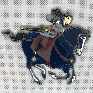 Jumbo 3” Mulan riding Kahn Disney fantasy pin