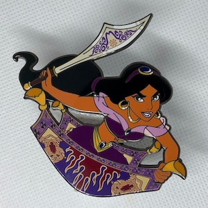 Jumbo I Can Rescue Myself Jasmine Disney fantasy pin