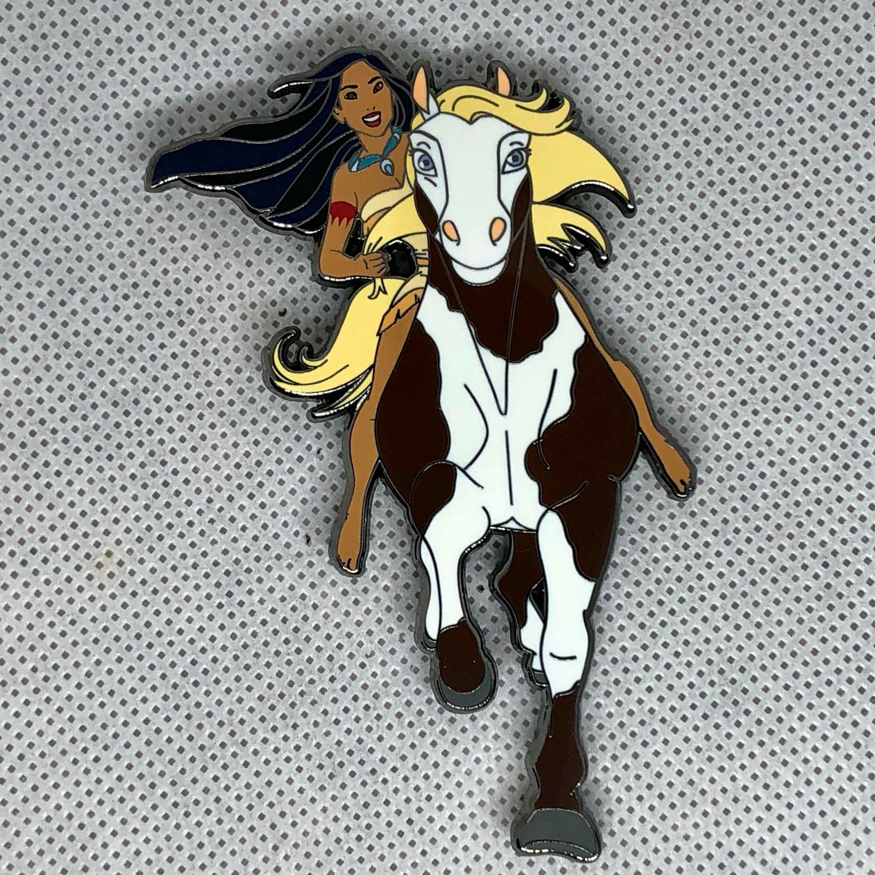 ジャンボポカホンタス乗馬馬ディズニーファンタジーピン！高さ3