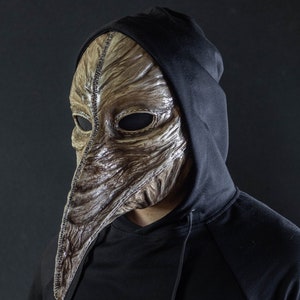 Eileen the Crow mask from Bloodborne for cosplay