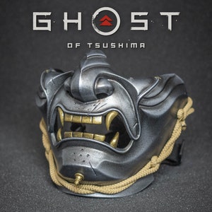 The ghost of Tsushima&#39;s mask  clean silver shape.