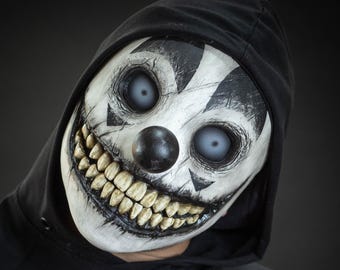 Smile clown mask black shape with pupils for, Halloween, cosplay, party or gift
