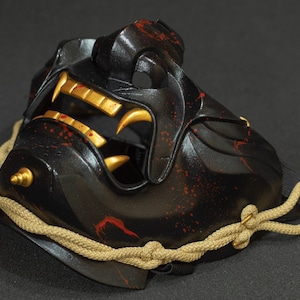 Ghost of Tsushima mask whith blood. Demon Menpo mask