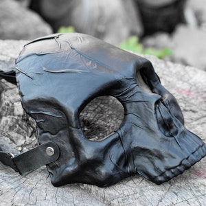 Skull Mask in leatherette