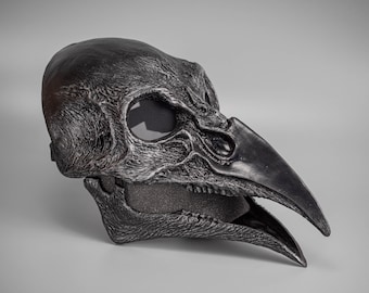 Plague Doctor mask Bird skull with a movable jaw and silver scratches.
