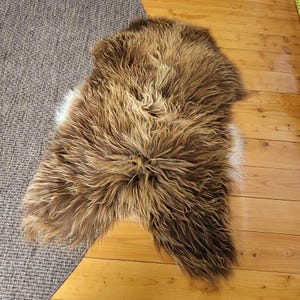 Beautiful Extremely Soft Rusty Brown Icelandic Sheepskin 48&quot; x 31&quot;