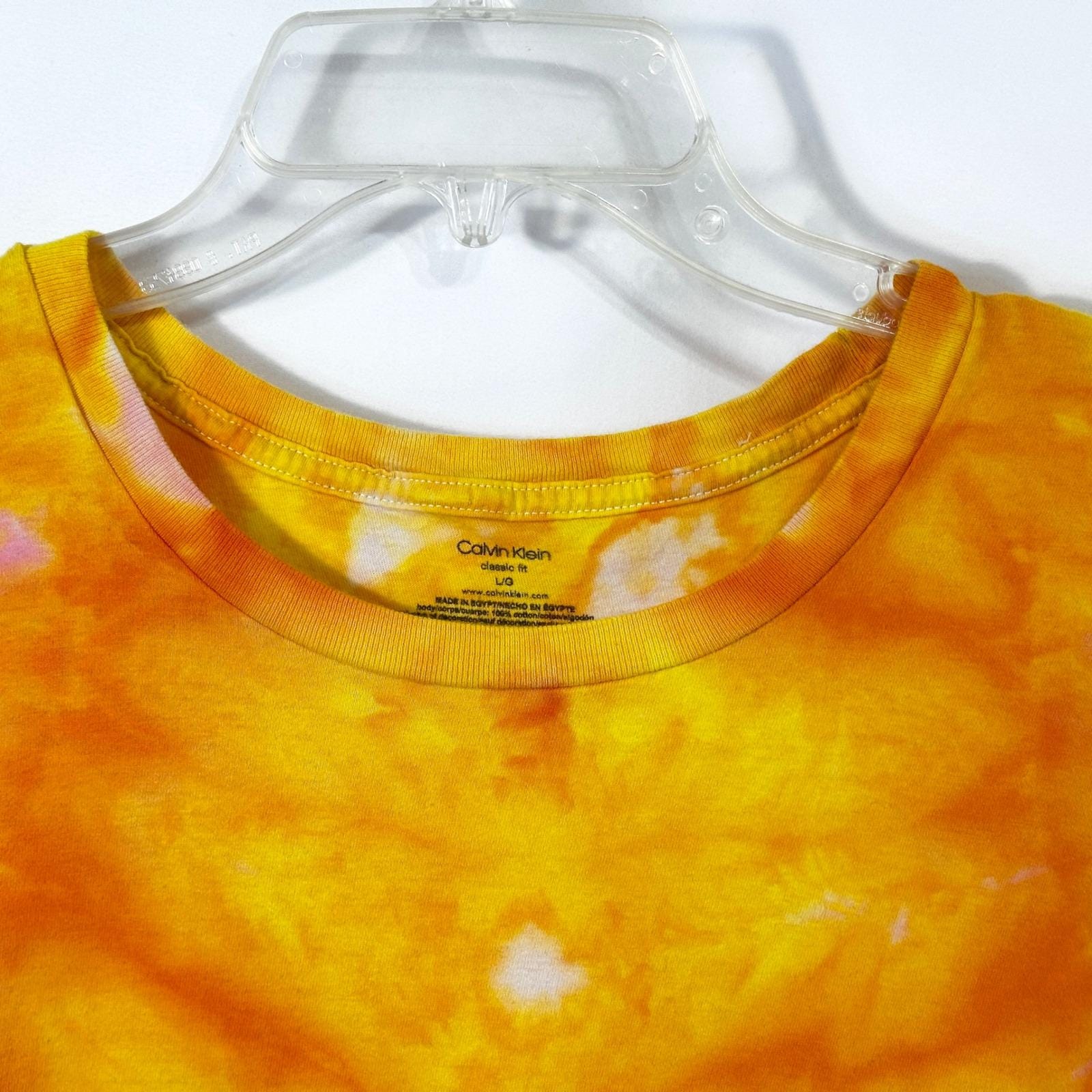 カルバン・クライン ラージトップ ハンドメイド タイダイ Tシャツ 