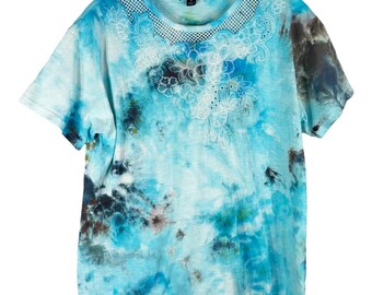 J Crew Medium Top Handmade Tie Dye Ice Blue Embroidery Neckline Short Sleeve 314