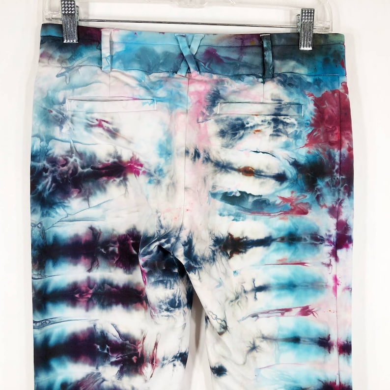 River Bend Tie Dyed Anthropologie Cartonnier Tamaño 2 Pantalones Hechos a mano Tie Dye Multi 1087 imagen 4