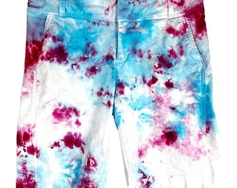 Daisy Fuentes Größe 8 Shorts Tie Dye Handmade Blau Rosa 11-Zoll-Bermuda 1161