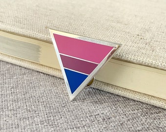 Épingle en émail du drapeau de la fierté bisexuelle | Drapeau de la fierté bi plaqué argent | Épingle lesbienne gay| Épingle bisexuelle | Épingle transgenre | Épinglette des droits de l’homme