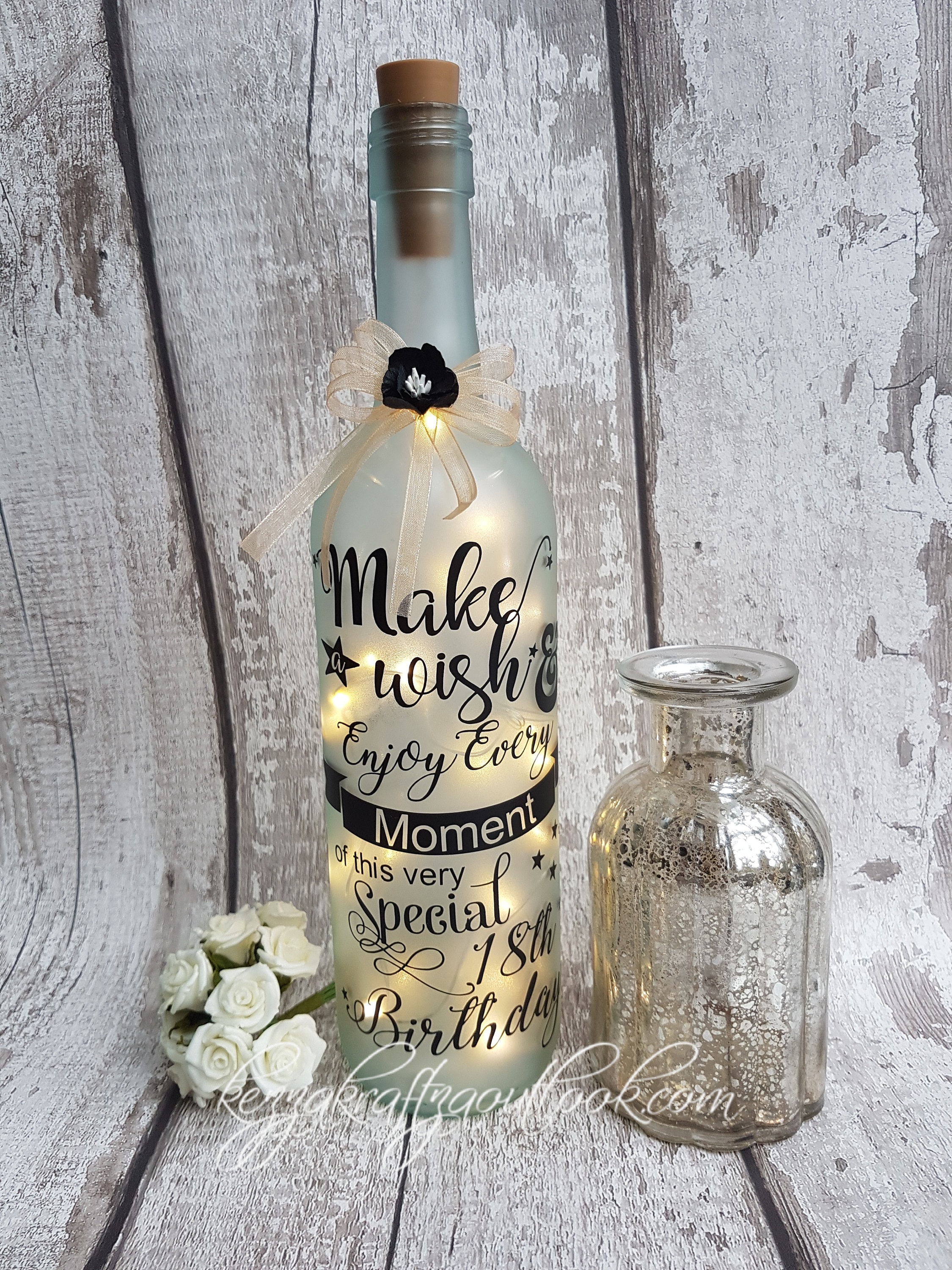 PERSONALISED BIRTHDAY GIFT LIGHT UP BOTTLE 16TH 18TH 21ST 30TH 40TH 60TH MUM