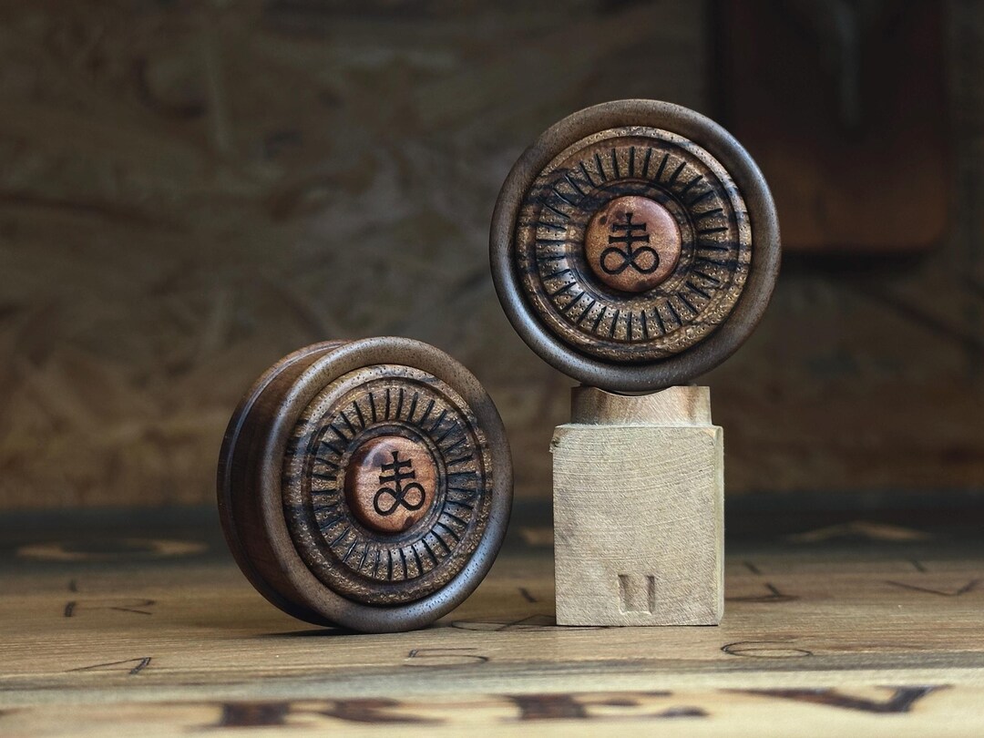 Plugs 40mm Walnut Wood, Zebrawood and Thuya Burl Inlay, Leviathan ...