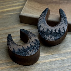 Saddle plugs 30mm woodburned forest walnut wood