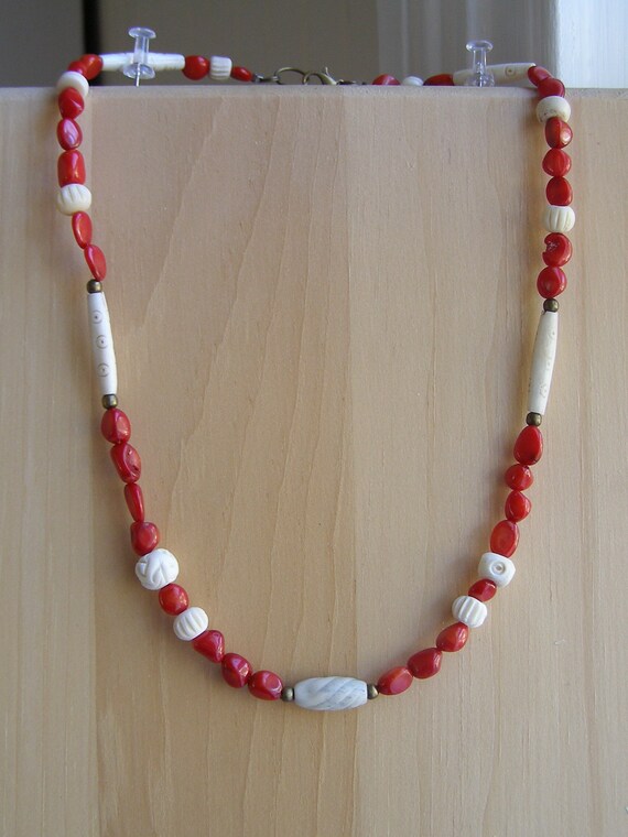 collier femme pierres naturelles os blanc et corail collier femme pierres naturelles os blanc et corail