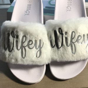 Personalized Faux Fur Slide. Faux fur slide. Bride personalized slide. Mother personalized slide