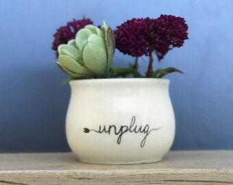 Hand-Painted Mini Planter Porcelain Unplug Technology Quotes Succulent Pot Jewelry Cup Pencil Holder NavigateNorth FREE coaster included