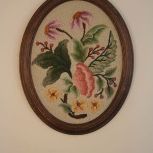 framed hand hooked wall art flower floral crewel