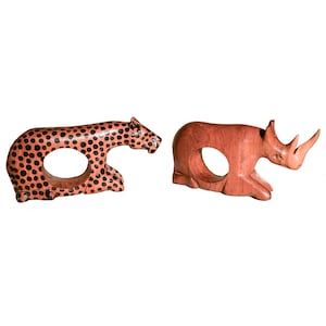 Jahrgang ein von einer Art Hand geschnitzt Serviettenhalter