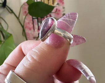 lepidolite pear stacker READ DESCRIPTION