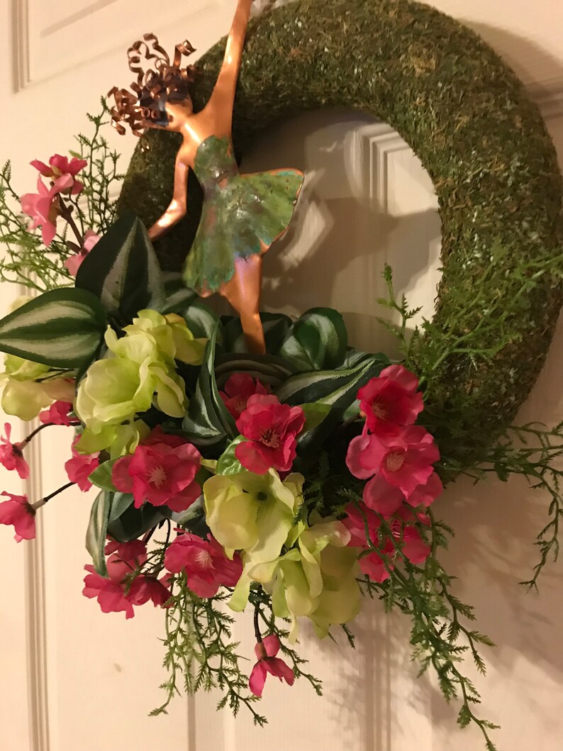 Ballerina Wreath Dancing Lady Wreath