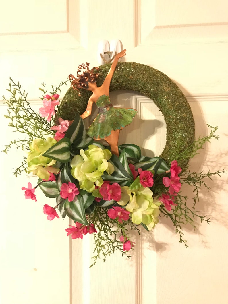 Ballerina Wreath Dancing Lady Wreath