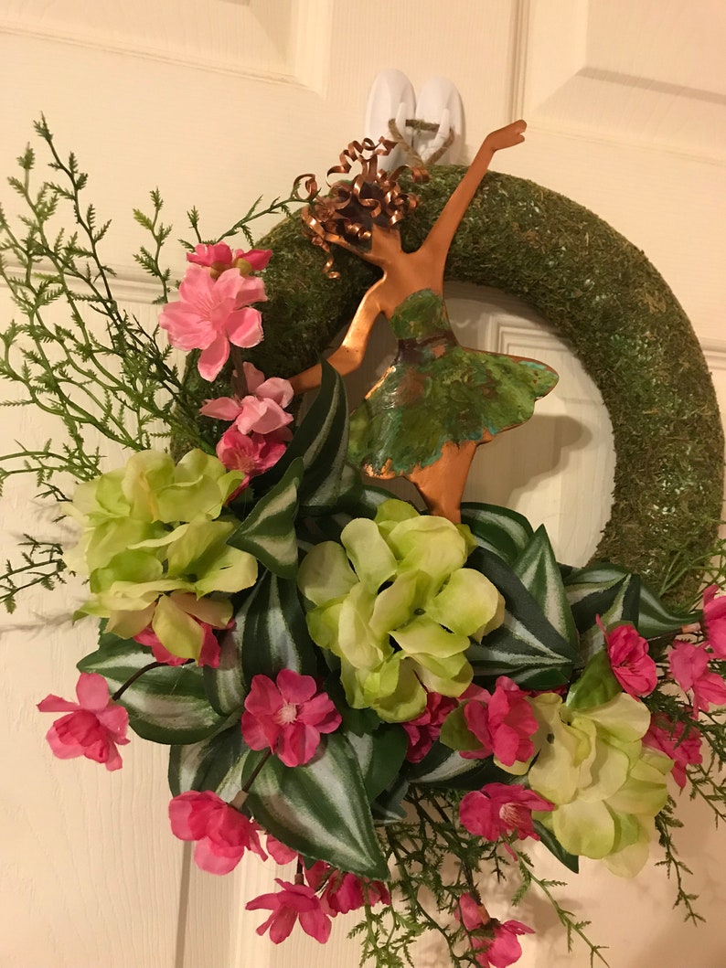 Ballerina Wreath Dancing Lady Wreath