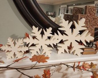 Distressed White Wooden Snowflake Set, Rustic Farmhouse Christmas Decor