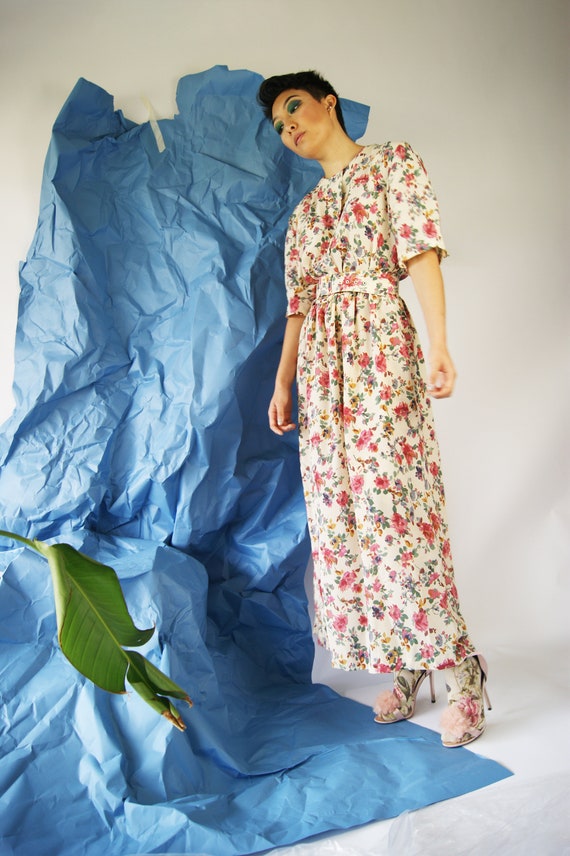 Belted Floral 1970's Dress - image 3