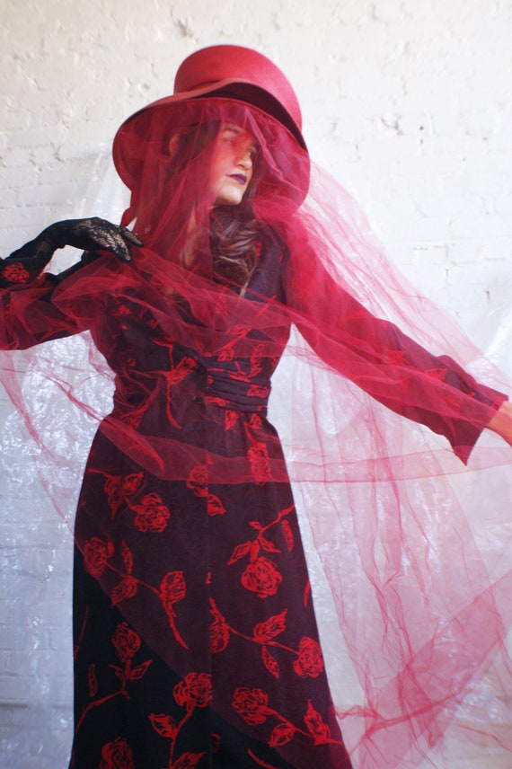 Red Rose Wrap Silk Dress - image 6