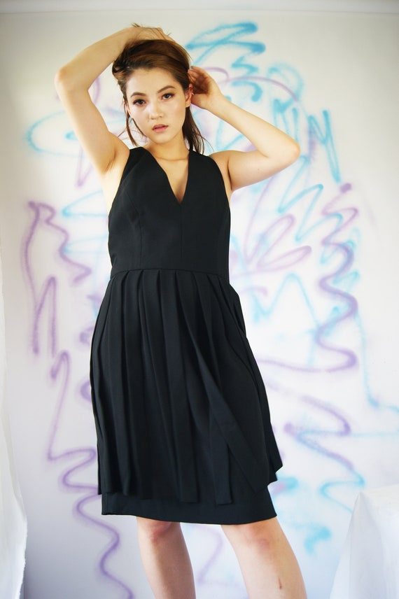 1990's Black Party Dress With Deep V-Neck - image 6