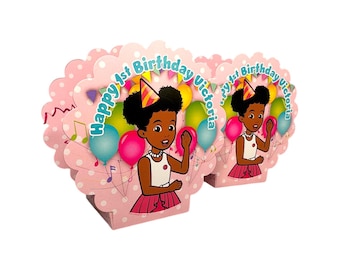 Centro de mesa personalizado de cumpleaños Gracie's Corner©, juego de DOS