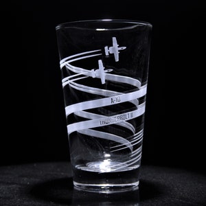 A-10 Warthog/Thunderbolt II Contrails Pint Glass