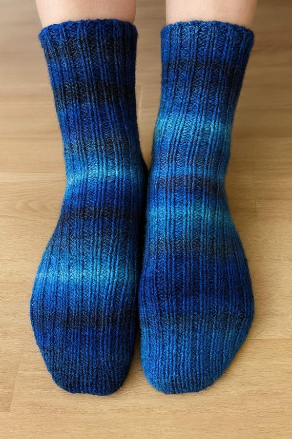 Hand-knitted socks – Schoppel Edition 3-4 ply – size selectable | unique color gradient | 100% Merino wool