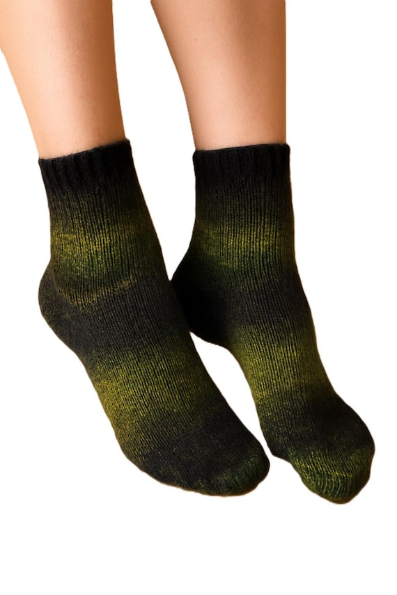 Hand-knitted wool socks / Schoppel "Olivenstrasse" / size 40-41 / 6 ply