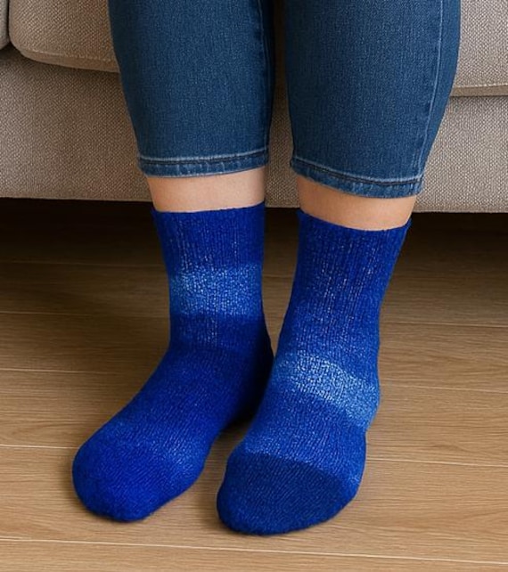 Hand-knitted wool socks / "Pause in Blue" / 6 ply / Size is selectable
