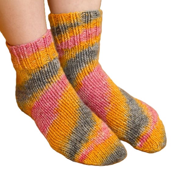 Hand-knitted socks - wool socks / hand-dyed Merino sock yarn / 6-ply / size 38-39