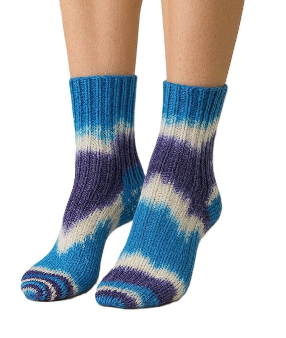 Hand-knitted, hand-dyed socks / Merino sock yarn with 25% bamboo / 6 ply / socks / size 40