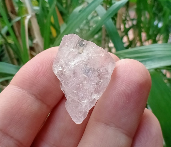 Beryl Mineral Pink Beryl Stone Beryl Pink Morganite Crystal (very